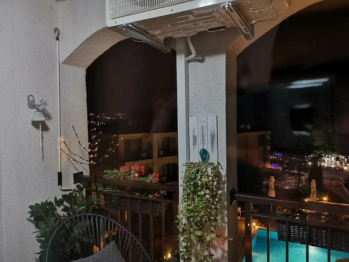 Paradise Bay D8 Apartment Sozopol